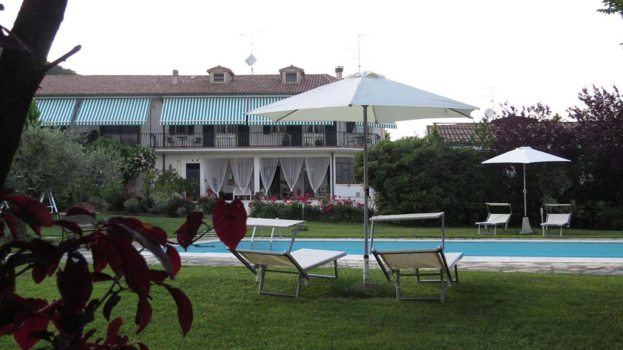 Il Gelso Di Barcuzzi Bed & Breakfast Lonato Luaran gambar