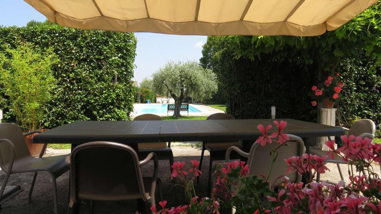 Il Gelso Di Barcuzzi Bed & Breakfast Lonato Luaran gambar