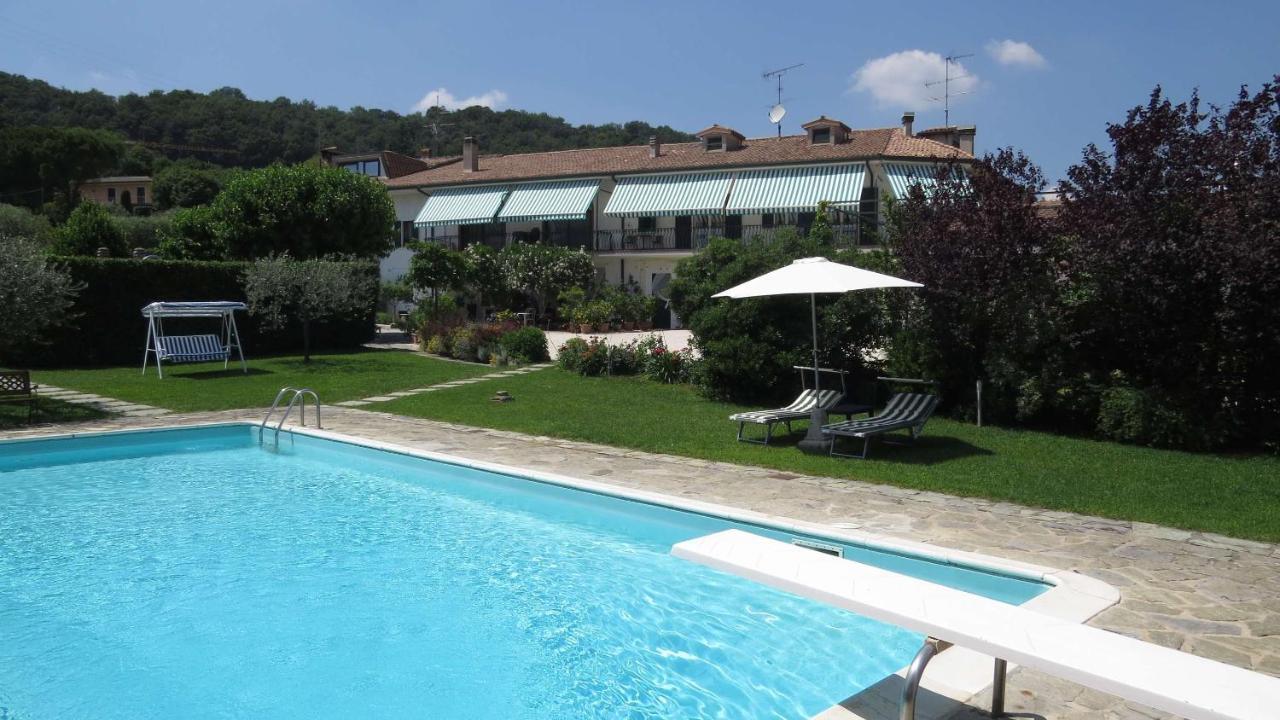 Il Gelso Di Barcuzzi Bed & Breakfast Lonato Luaran gambar