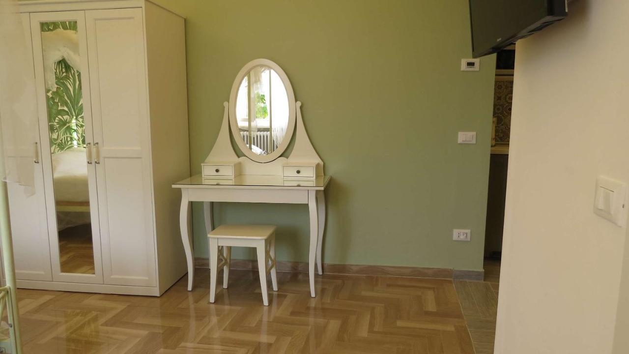 Il Gelso Di Barcuzzi Bed & Breakfast Lonato Luaran gambar
