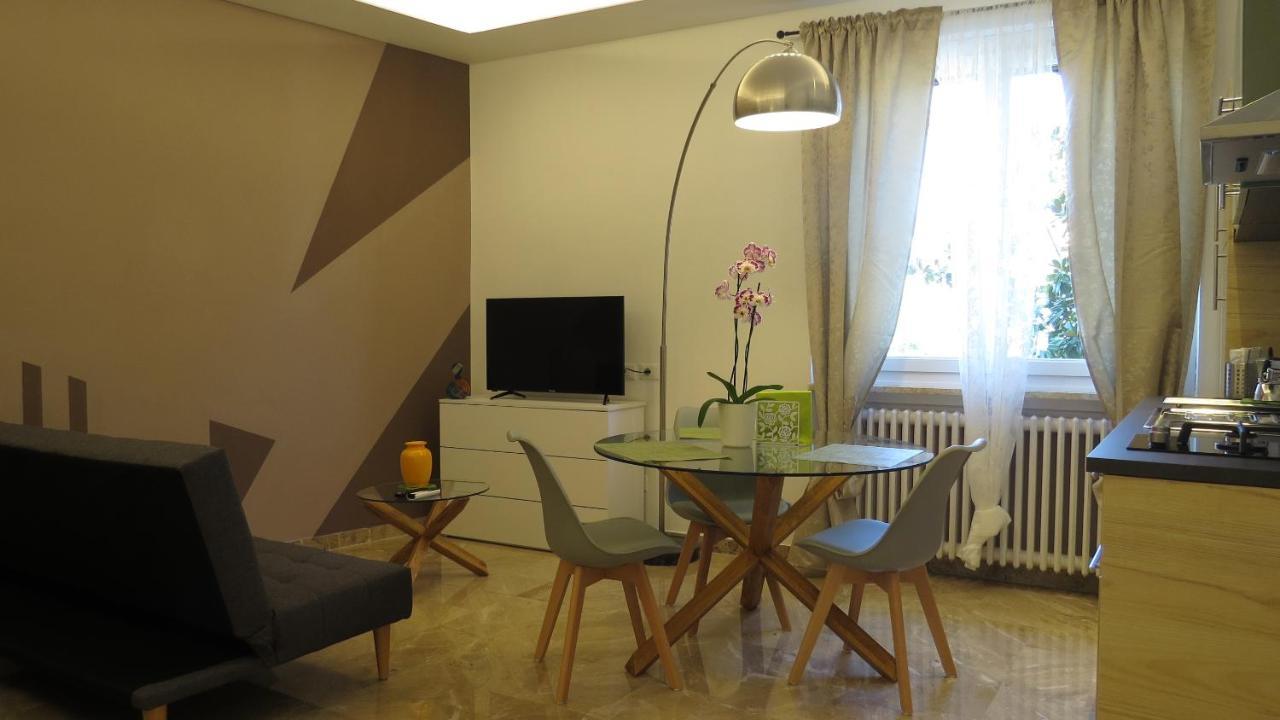 Il Gelso Di Barcuzzi Bed & Breakfast Lonato Bilik gambar