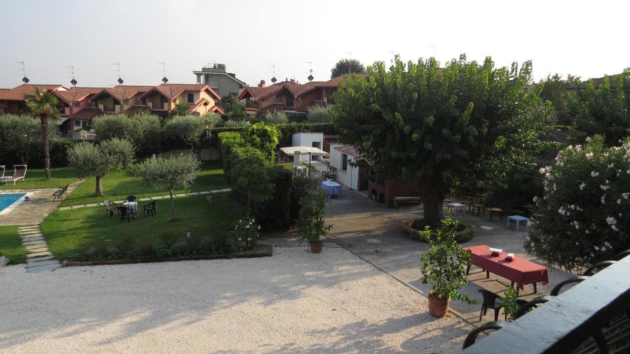 Il Gelso Di Barcuzzi Bed & Breakfast Lonato Luaran gambar