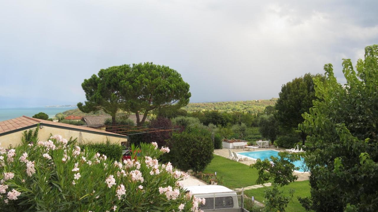 Il Gelso Di Barcuzzi Bed & Breakfast Lonato Luaran gambar