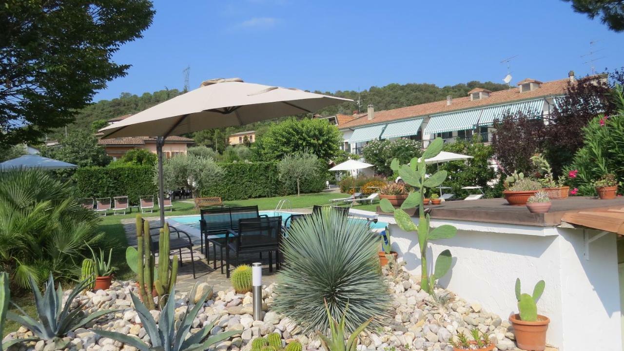 Il Gelso Di Barcuzzi Bed & Breakfast Lonato Luaran gambar