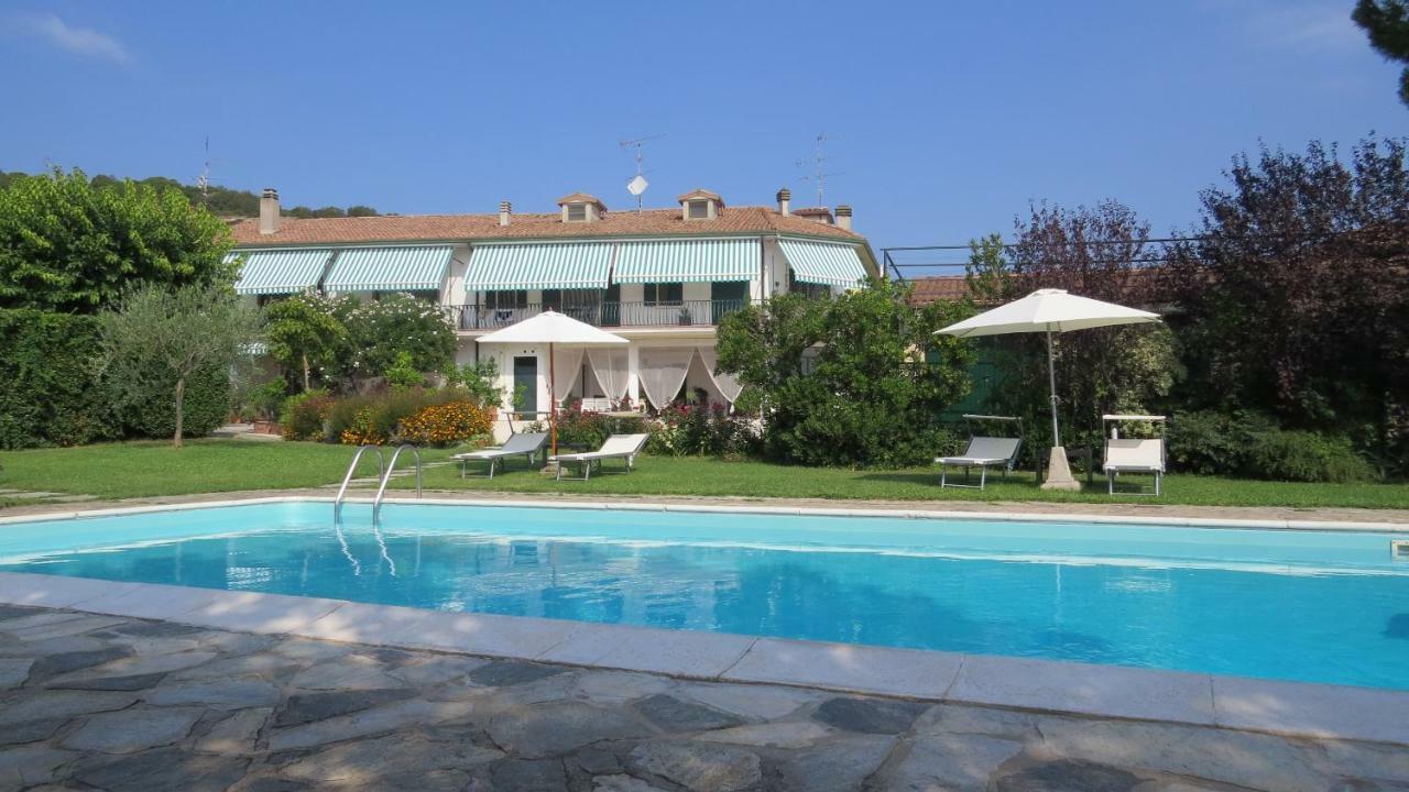 Il Gelso Di Barcuzzi Bed & Breakfast Lonato Luaran gambar